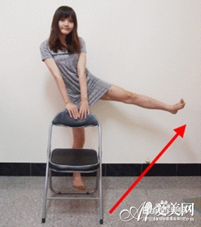 椅子瘦腿法！