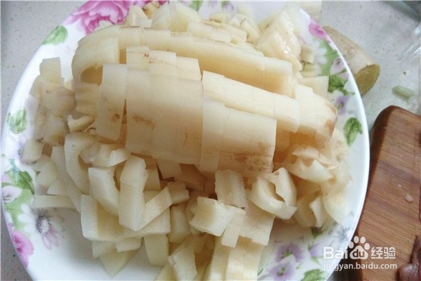 怎样快速炒好麻辣酸甜脆的嫩藕丁