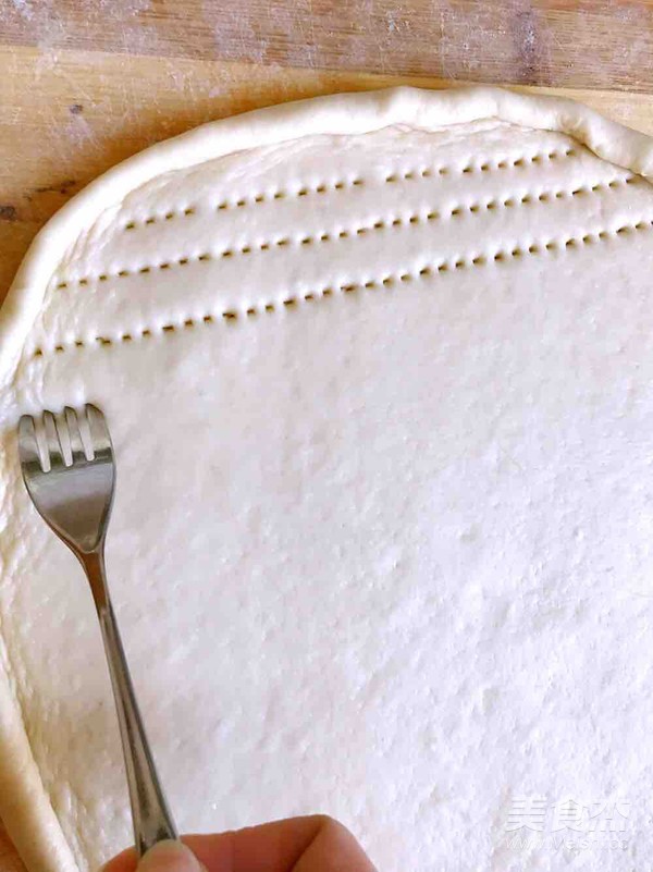 火腿肠披萨的做法