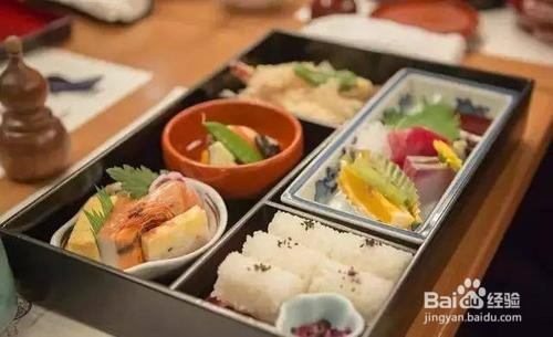 如何通过饮食改善孕期呕吐症状