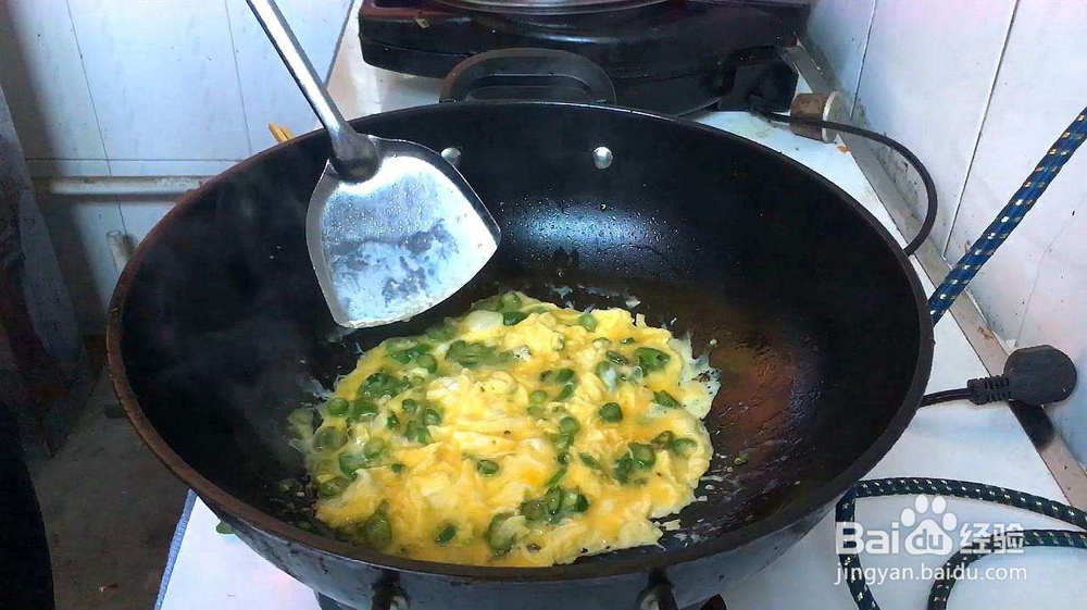辣椒炒鸡蛋的做法