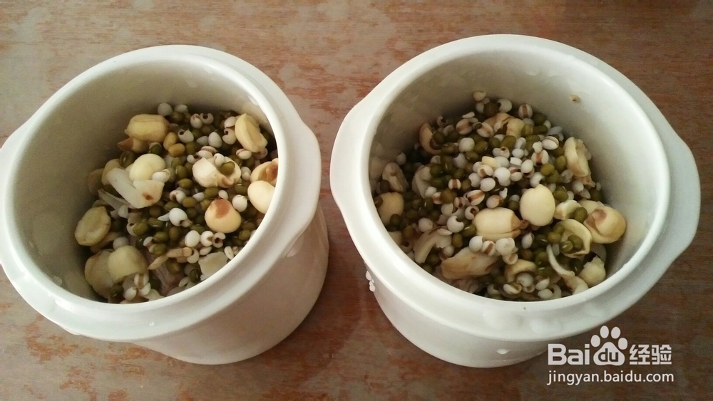 给对象做的炖汤百莲薏米绿豆瘦肉