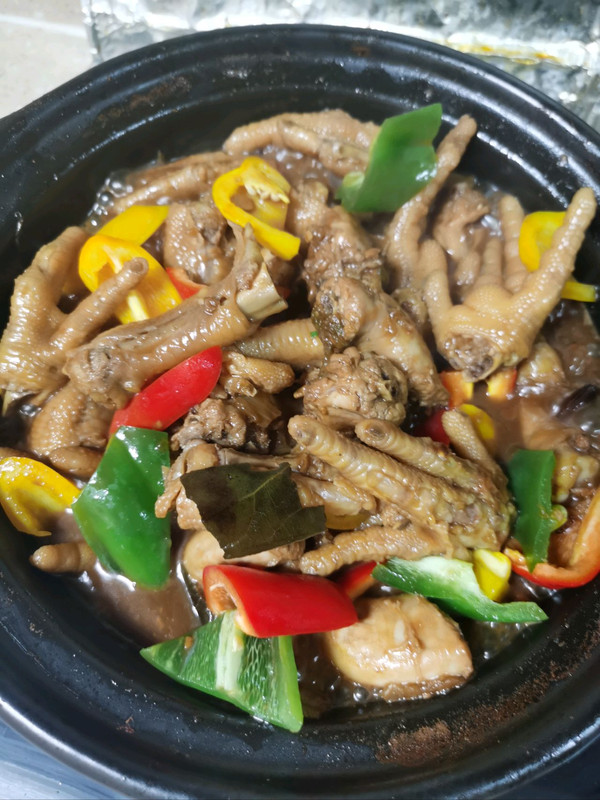 解馋鸡爪鸡脖煲