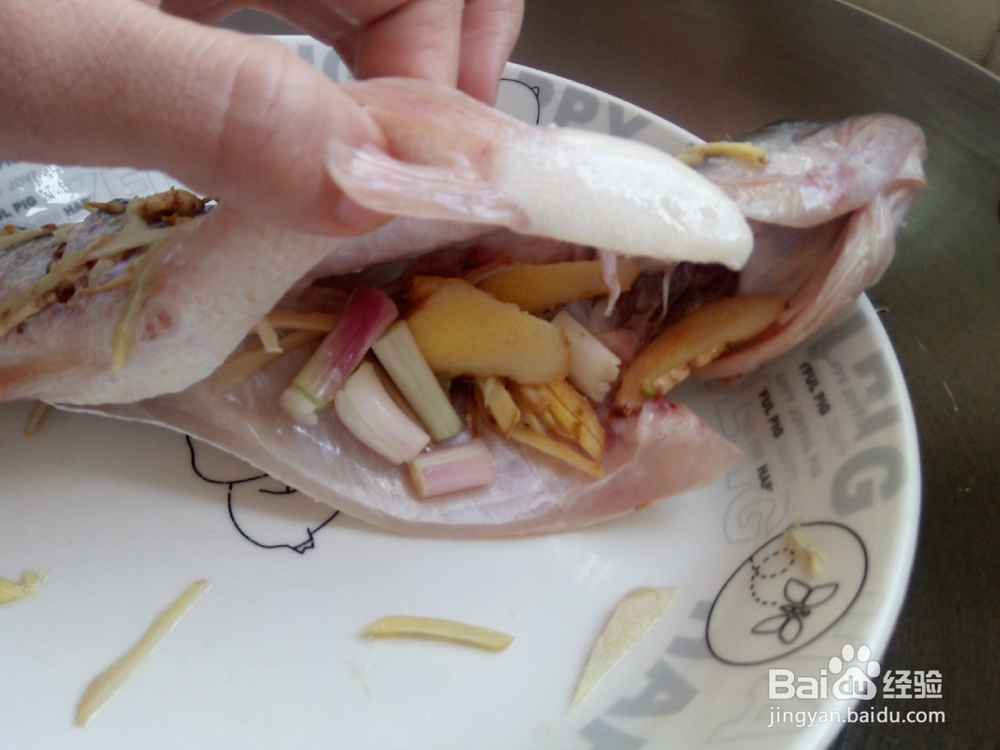 清蒸鲈鱼的做法