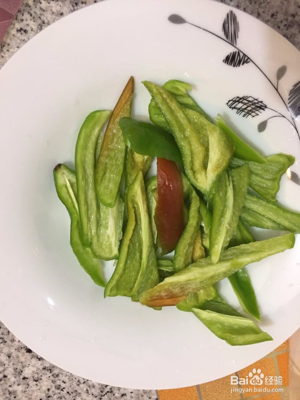 青椒豆干煨香菇怎么做