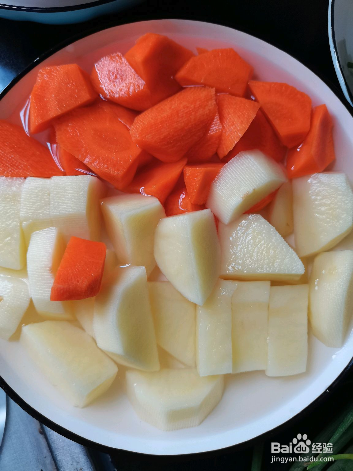 番茄土豆炖牛肉的做法