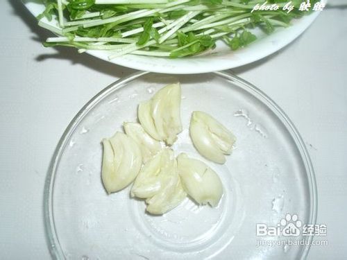 蒜香豆苗
