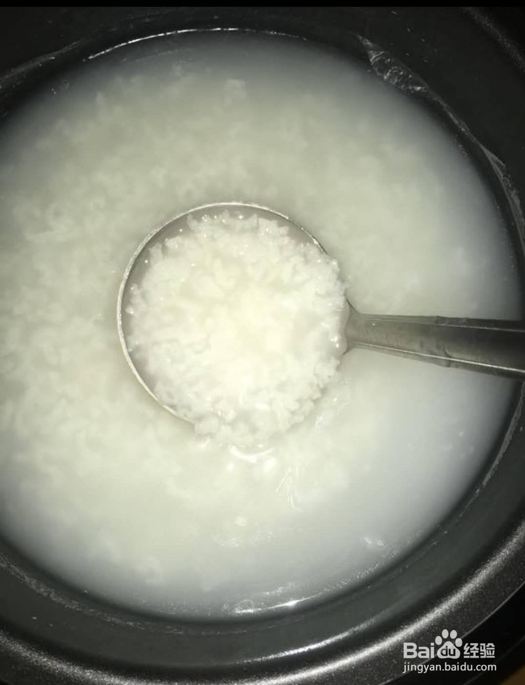 皮蛋瘦肉粥的做法