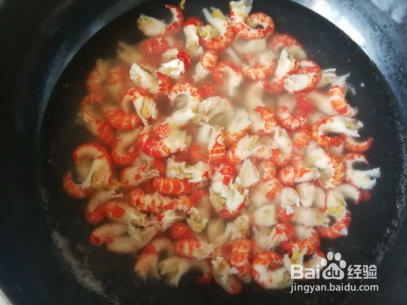 咖喱小龙虾尾：咖喱味儿浓郁，拌饭特别好吃