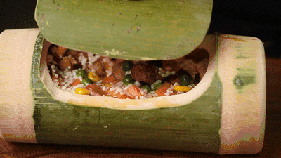 当地特色-竹筒饭-蒸出来的米饭口感才香