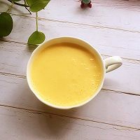 如何制作美味的芒果香蕉思慕雪