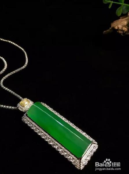 翡翠经常说水头，但水头到底指什么意思？