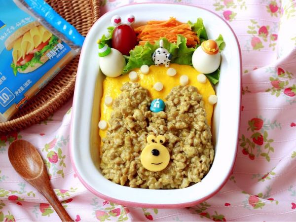 萌熊咖喱肉末芝士便当