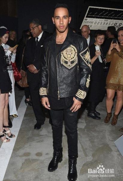 4步骤选搭皮衣外套！驾驭霸气，让你一秒变身秋冬街头时尚潮人