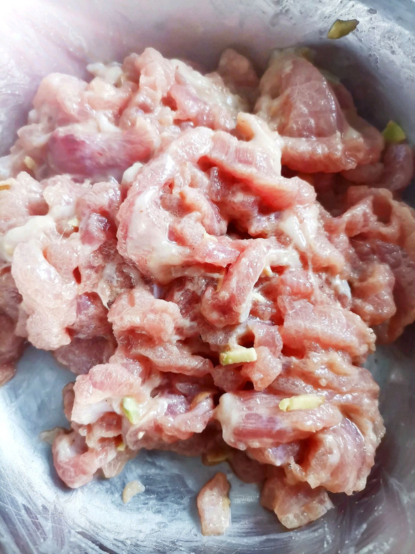 丝瓜炒肉— 香香家常菜