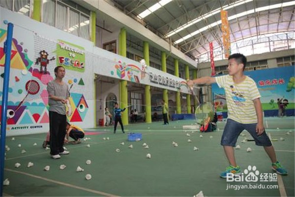 冬天打羽毛球的注意事项