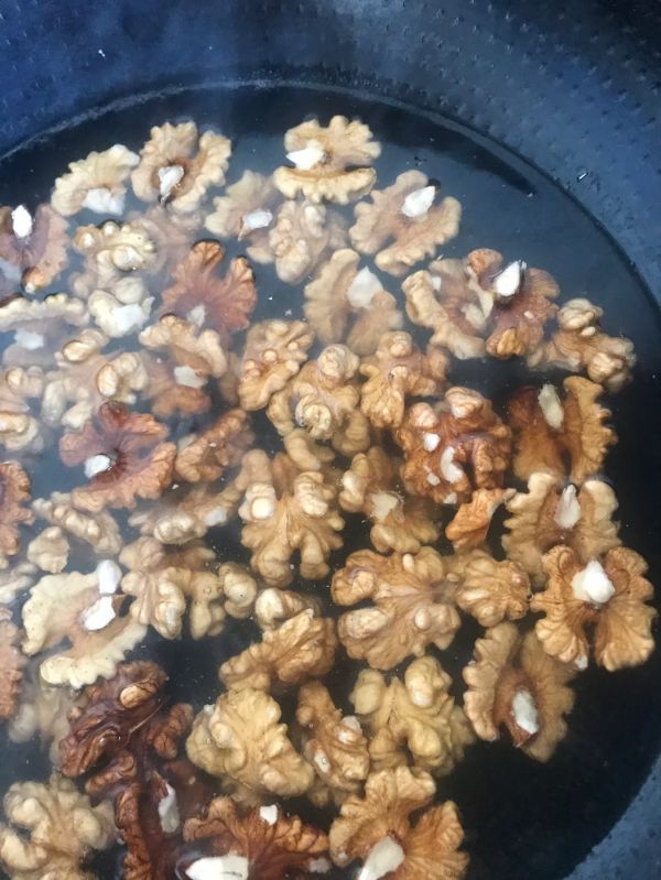 琥珀芝麻核桃仁