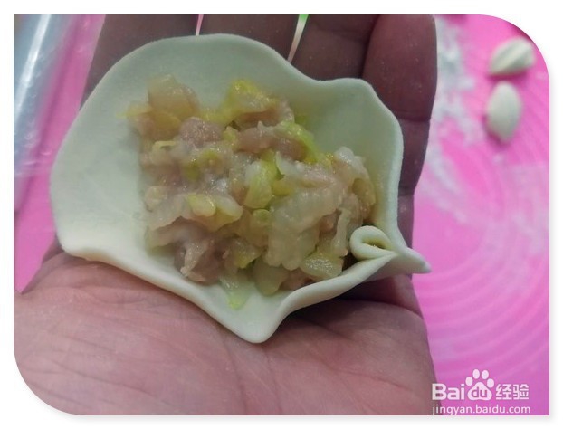 手工柳叶饺子的做法