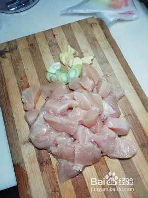 鸡肉丸子汤的做法