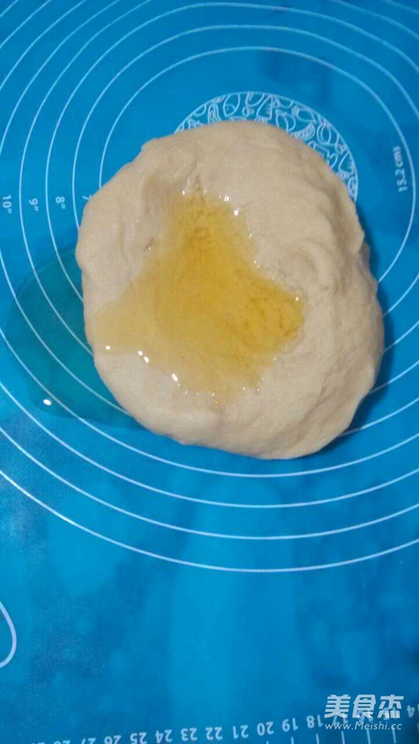 火腿肠花朵面包