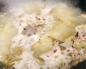 食补养生超简单酸菜鱼