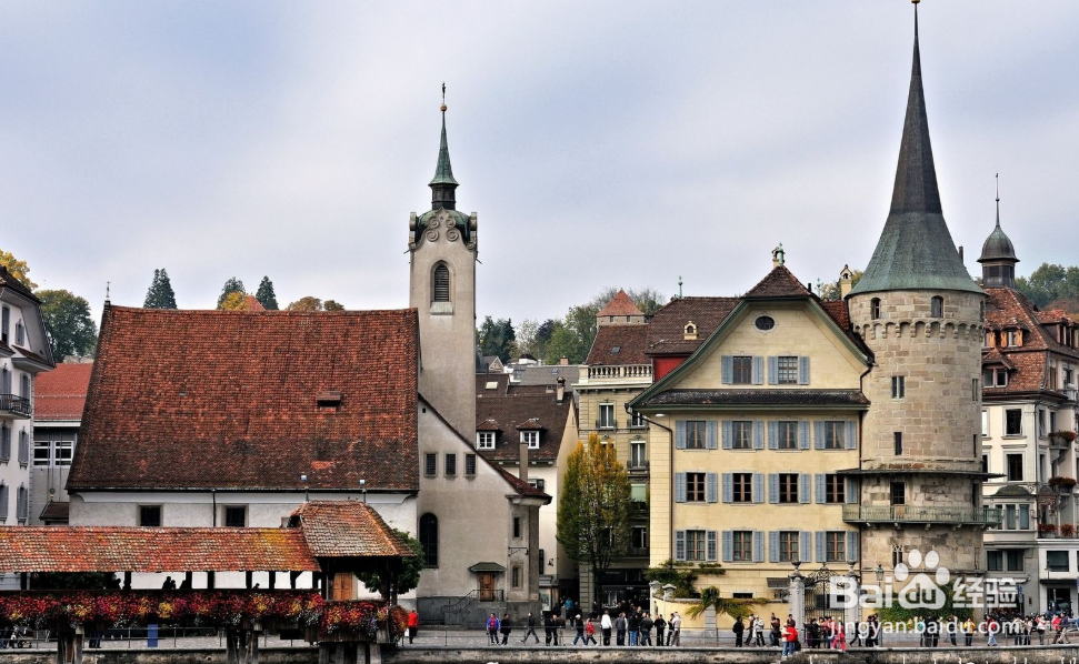 拍建筑物怎么构图