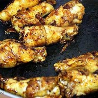 怎样制作好吃的蒜香柠檬茄汁鸡翅根