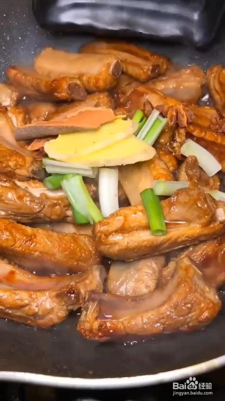 如何自制简单美味的家常红烧排骨