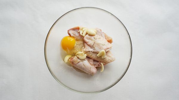 无油蒜香烤鸡翅