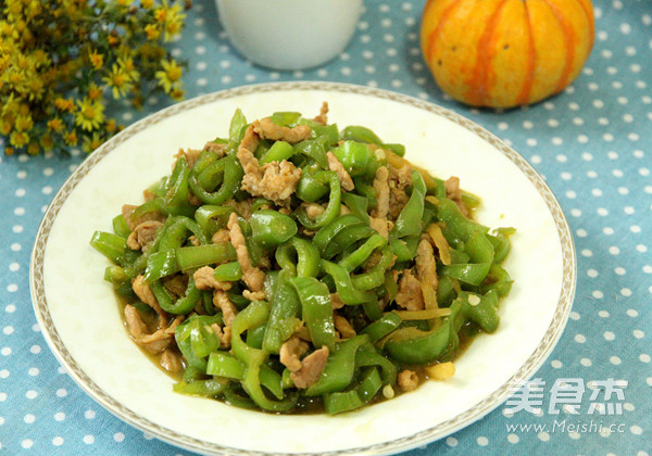 辣椒炒肉丝的做法