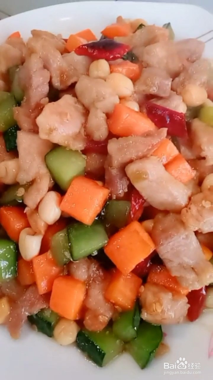 如何自制美味好吃的宫保肉丁