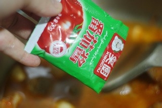 泡菜牛腩的做法