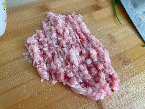 蒜蓉娃娃菜金针菇肉卷