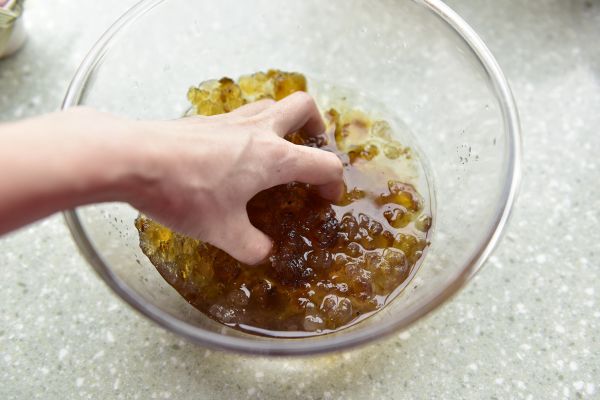 蔓越莓桃胶银耳羹