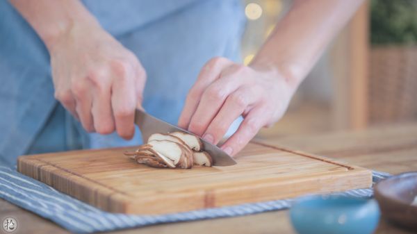 菌菇鲜虾疙瘩汤