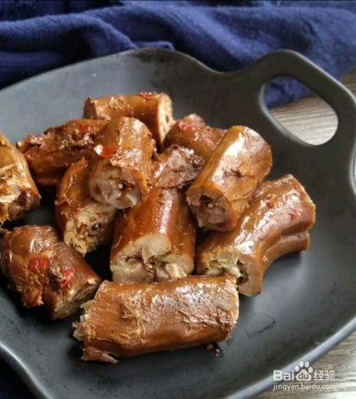 麻辣鸭脖的做法