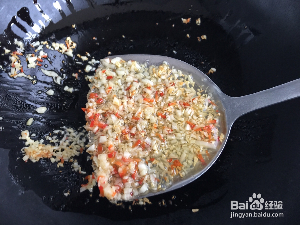 赞不绝口的蒜蓉金针菇花蛤