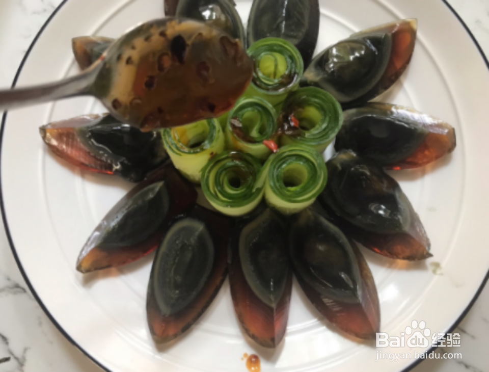 家庭自制凉拌皮蛋