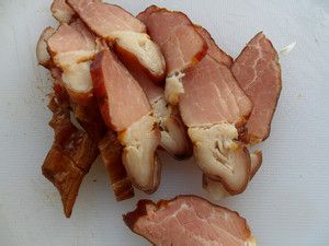 我家的营养早餐之腊肉炒烧饼