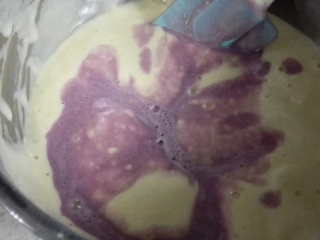 蓝莓糯米纸杯蛋糕的做法