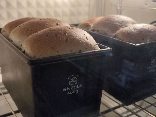 黑芝麻手撕吐司