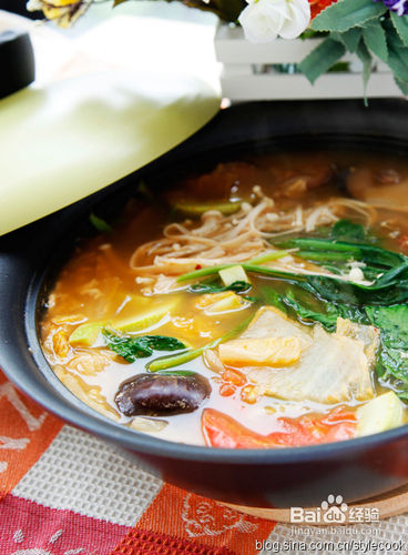 <b>主妇家常菜——美味的韩式泡菜锅</b>