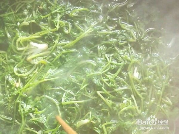 鸡蛋干拌香菜的做法