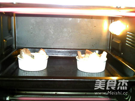 火龙果吐司蛋挞