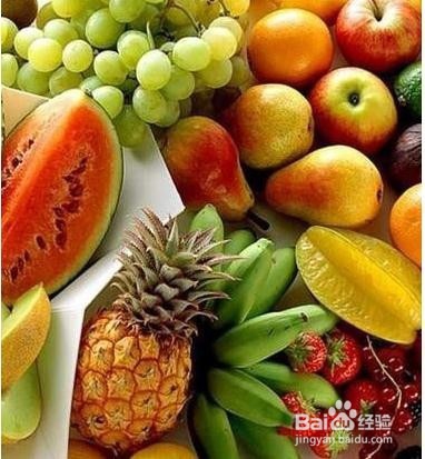 冬季如何避免嘴唇干燥起皮？