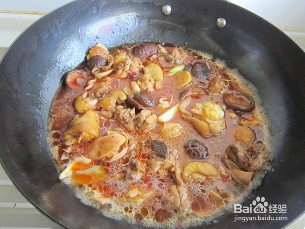 营养丰富的墨鱼干烧鸡