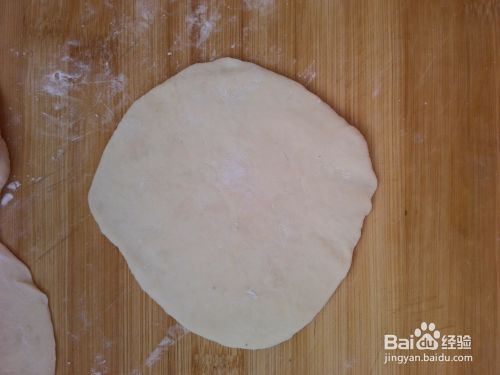 油渣酸菜包子怎么做？烫面包子的做法