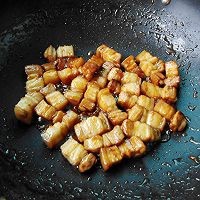 秘制五花肉炖土豆的做法