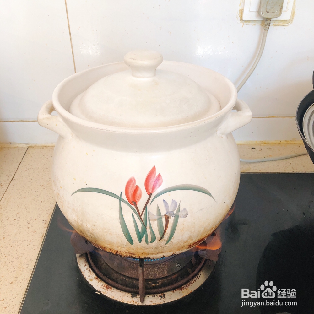 老厨师教你做银耳红枣汤