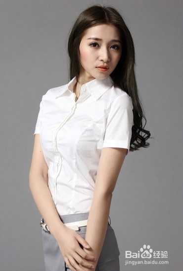 OL最爱白衬衫 职业OL的不二之选